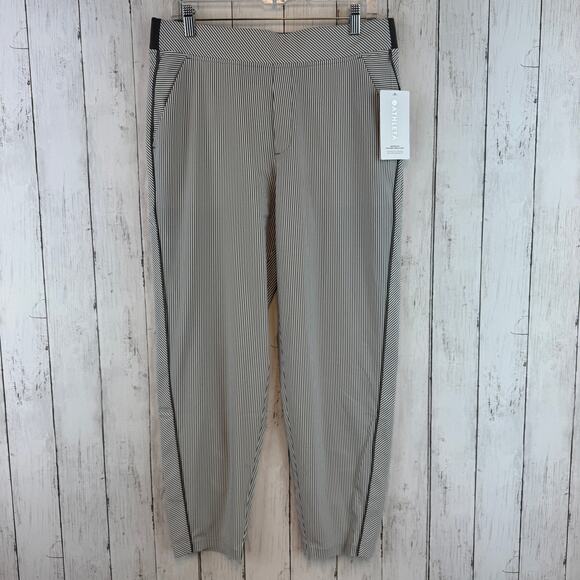 NWT Athleta Grey/Sea Salt City Stripe Brooklyn Textured Ankle Pants Size 12 - Picture 2 of 13